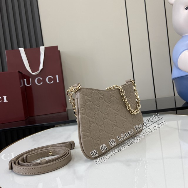 Gucci專櫃古馳最新款Emblem系列超迷你肩背包鏈條女包 jh2856型號：815278